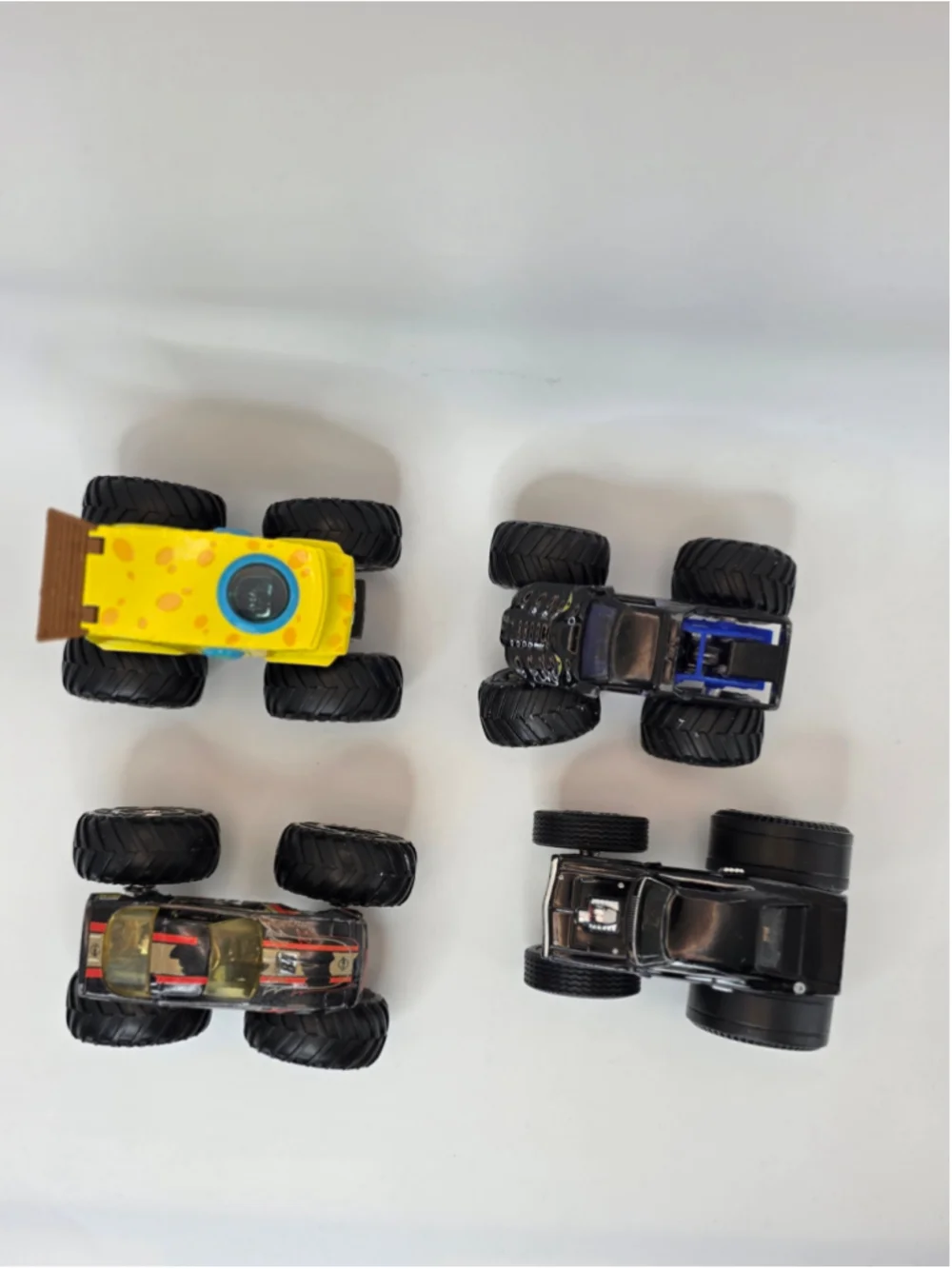 Hot Wheels Monster Trucks Set of 4 Multi-color One Size
